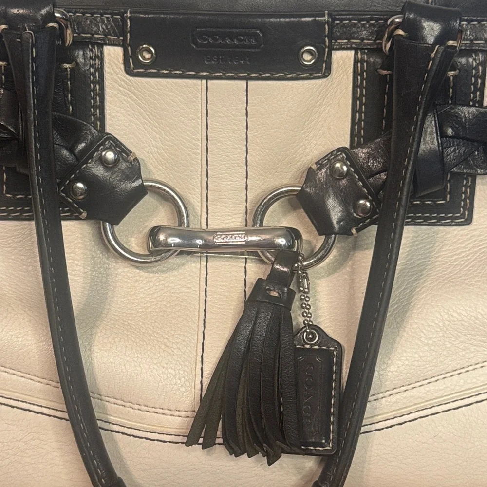 Coach Hampton White And Black Leather Carryall Braid Accent Handbag - Picture 4 of 10